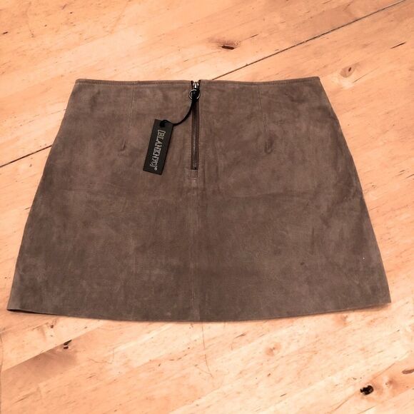 BLANK NYC Suede Miniskirt Size 26, 29 & 31 - Picture 5 of 14